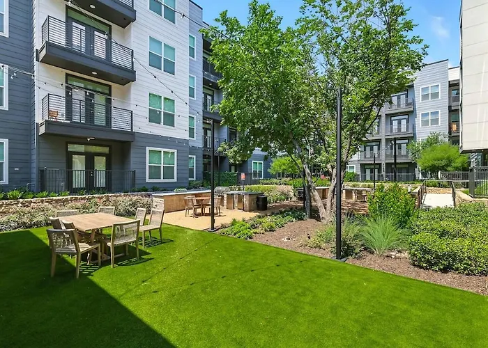 412 Stylish 2b2b Style Pool & Gym, Golf Simulator, 7m To Dickies Stadium, 15m To At&t Stadium * Fort Worth