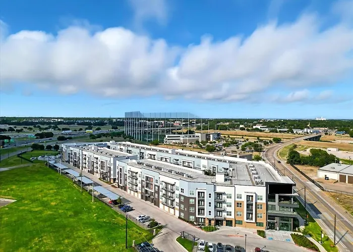 412 Stylish 2b2b Style Pool & Gym, Golf Simulator, 7m To Dickies Stadium, 15m To At&t Stadium Apartamento