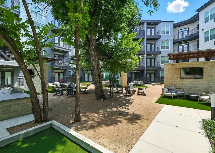 412 Stylish 2b2b Style Pool & Gym, Golf Simulator, 7m To Dickies Stadium, 15m To At&t Stadium Apartamento *